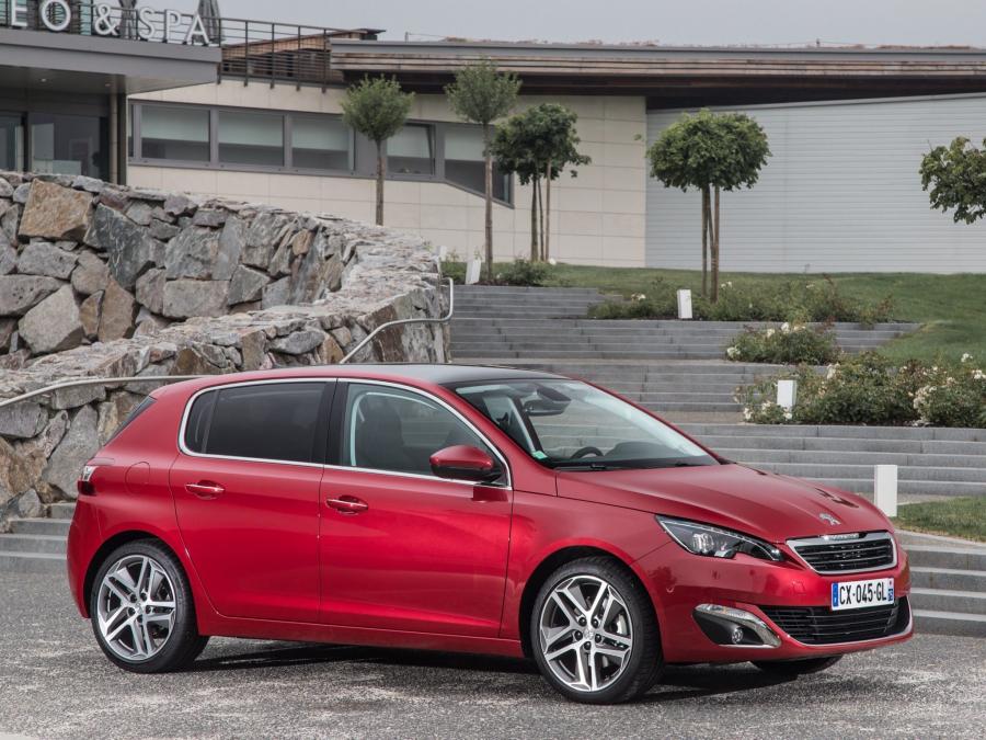  Peugeot 308 2013 года  (фото 42 из 47)
